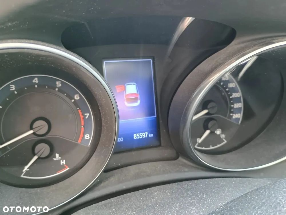 Toyota Auris 1.6 Active - 27