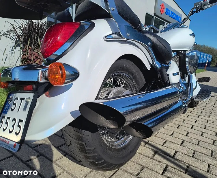 Suzuki Intruder - 6