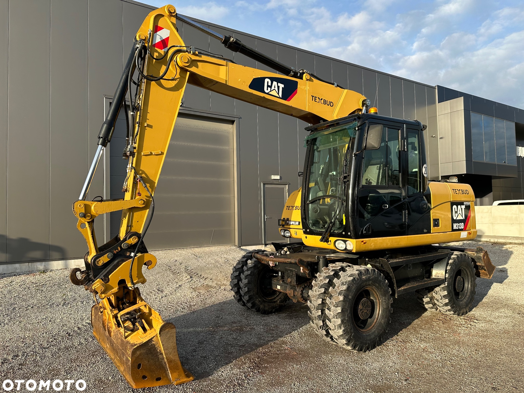 Caterpillar 313D - 15