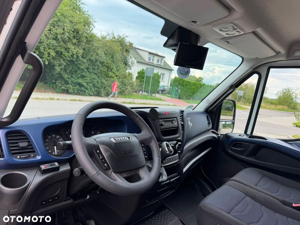 Iveco DAILY 35 LIFT Climatronic Elektryka Tempomat Kamera Winda Plandeka Kontener 3os. Serwis - 7