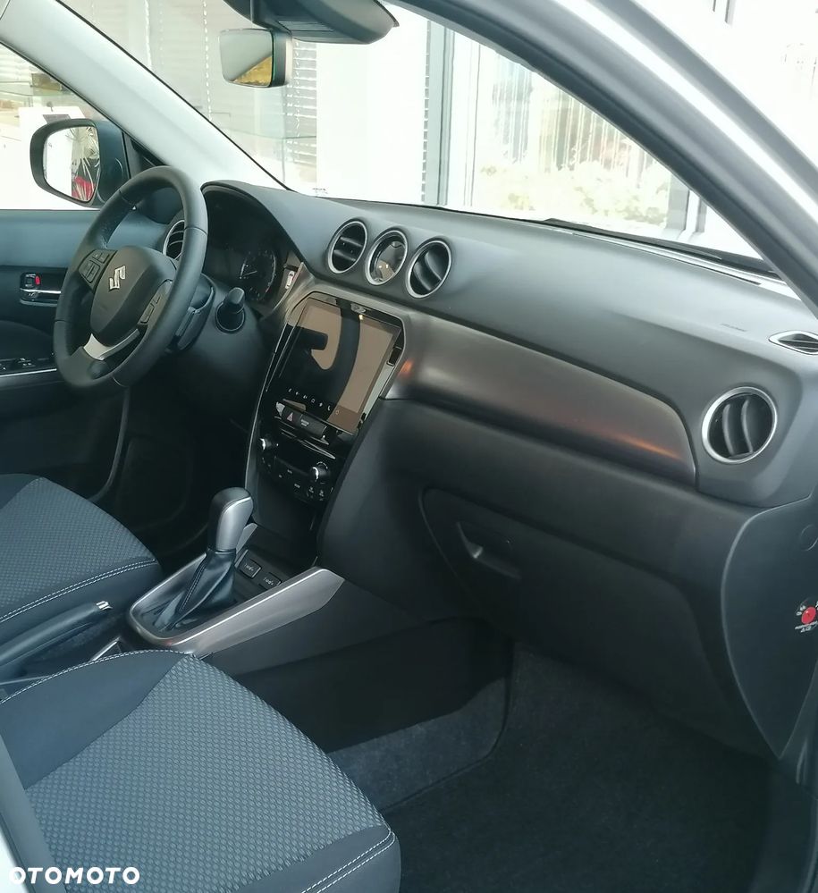 Suzuki Vitara 1.4 Boosterjet mHEV Premium Plus 2WD - 11
