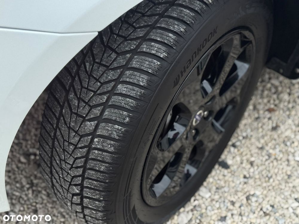 Volvo XC 60 - 25