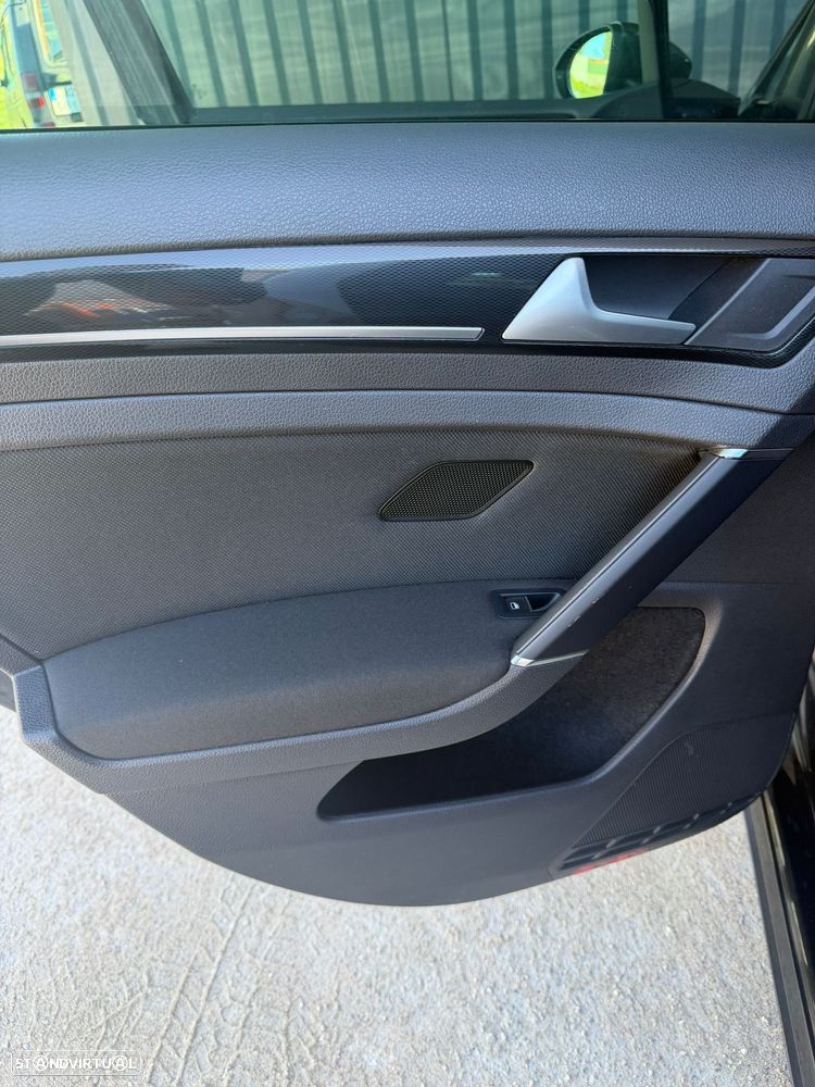 VW Golf 2.0 TSi GTi - 12