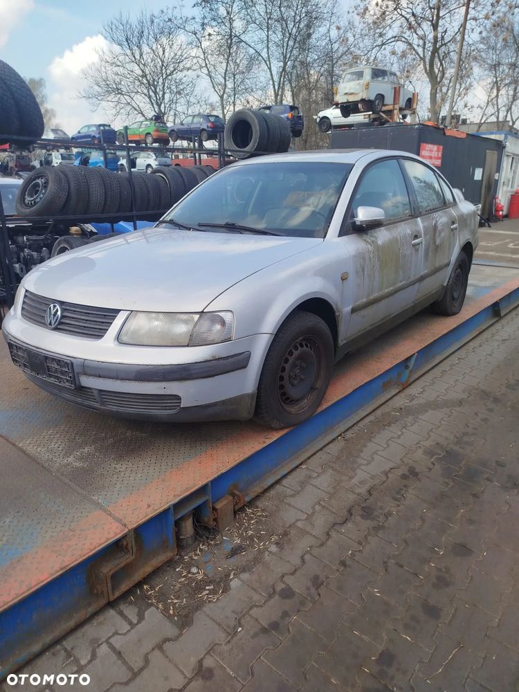 Volkswagen Passat B5  na części - 3