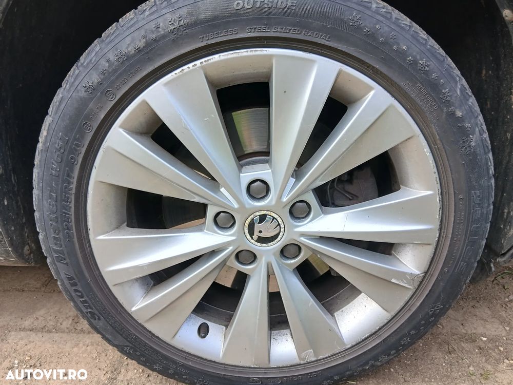 Skoda Superb 2.0 TDI Active - 3