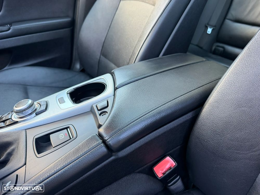 BMW 525 d Line Luxury - 26