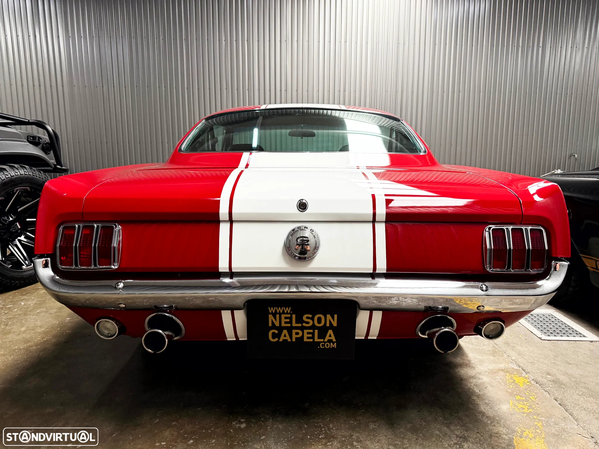Ford Mustang - 7