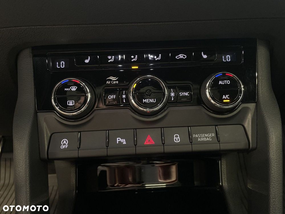 Skoda Karoq 1.5 TSI ACT GPF 4x2 Sportline - 17