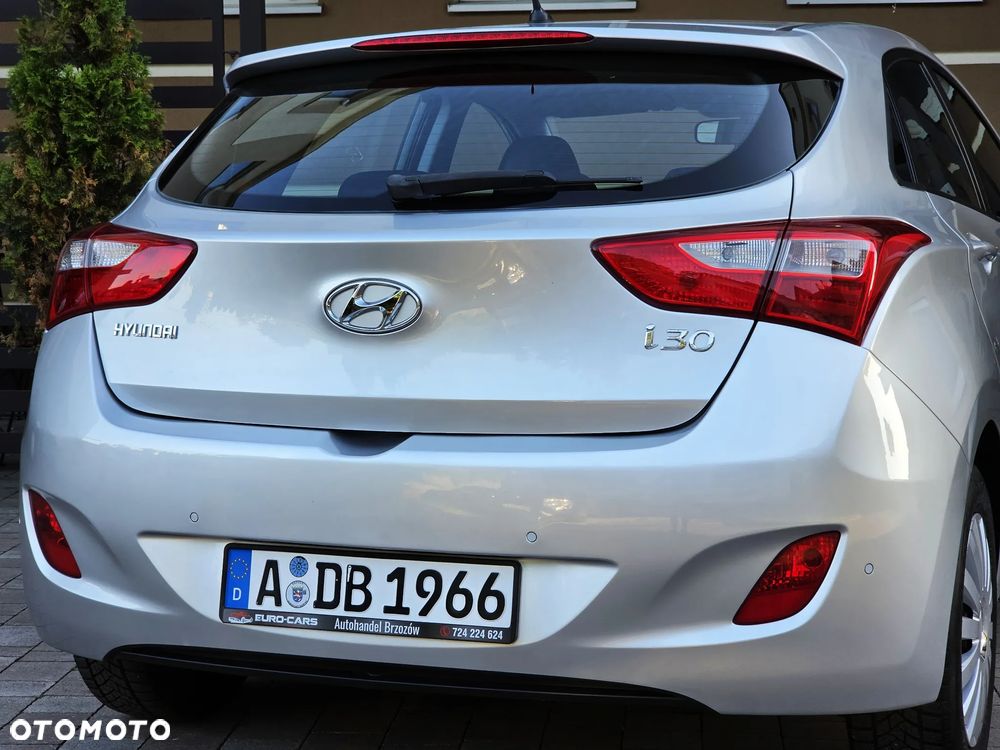 Hyundai i30 1.4 Comfort - 27
