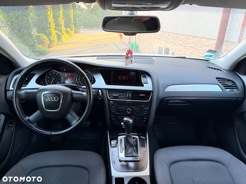 Audi A4 Limousine - 22