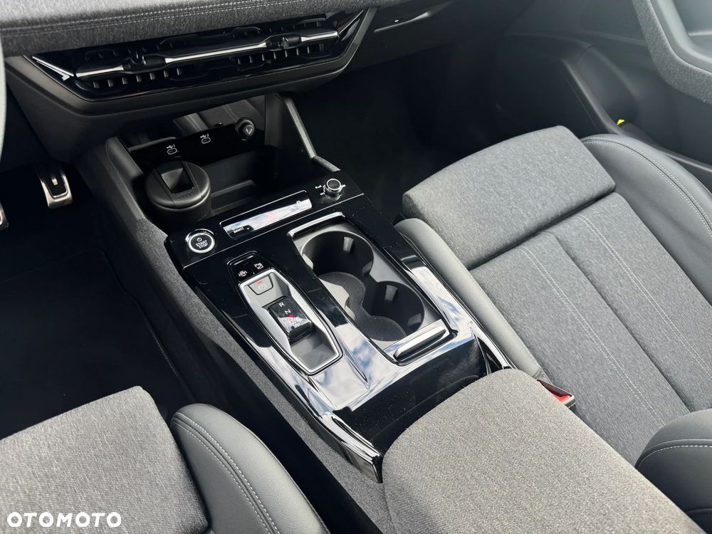 Audi Q6 e-tron - 27