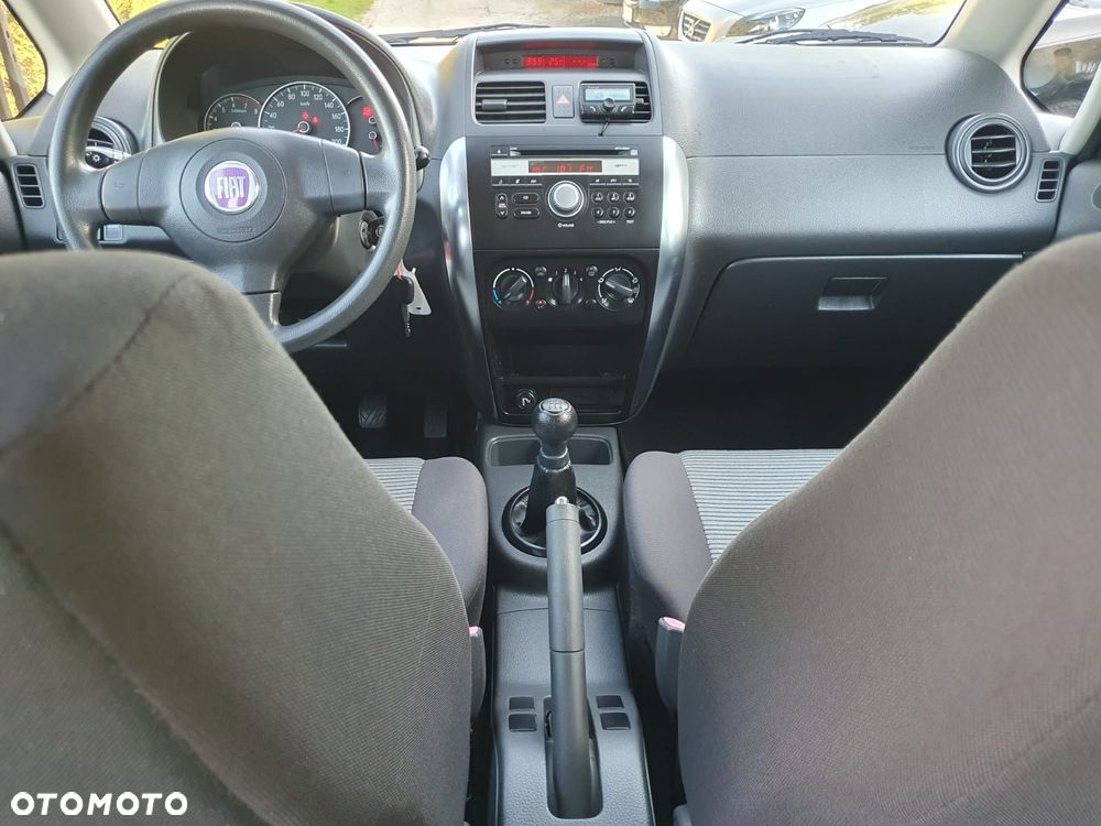 Fiat Sedici 1.6 16V 4x2 Dynamic - 30