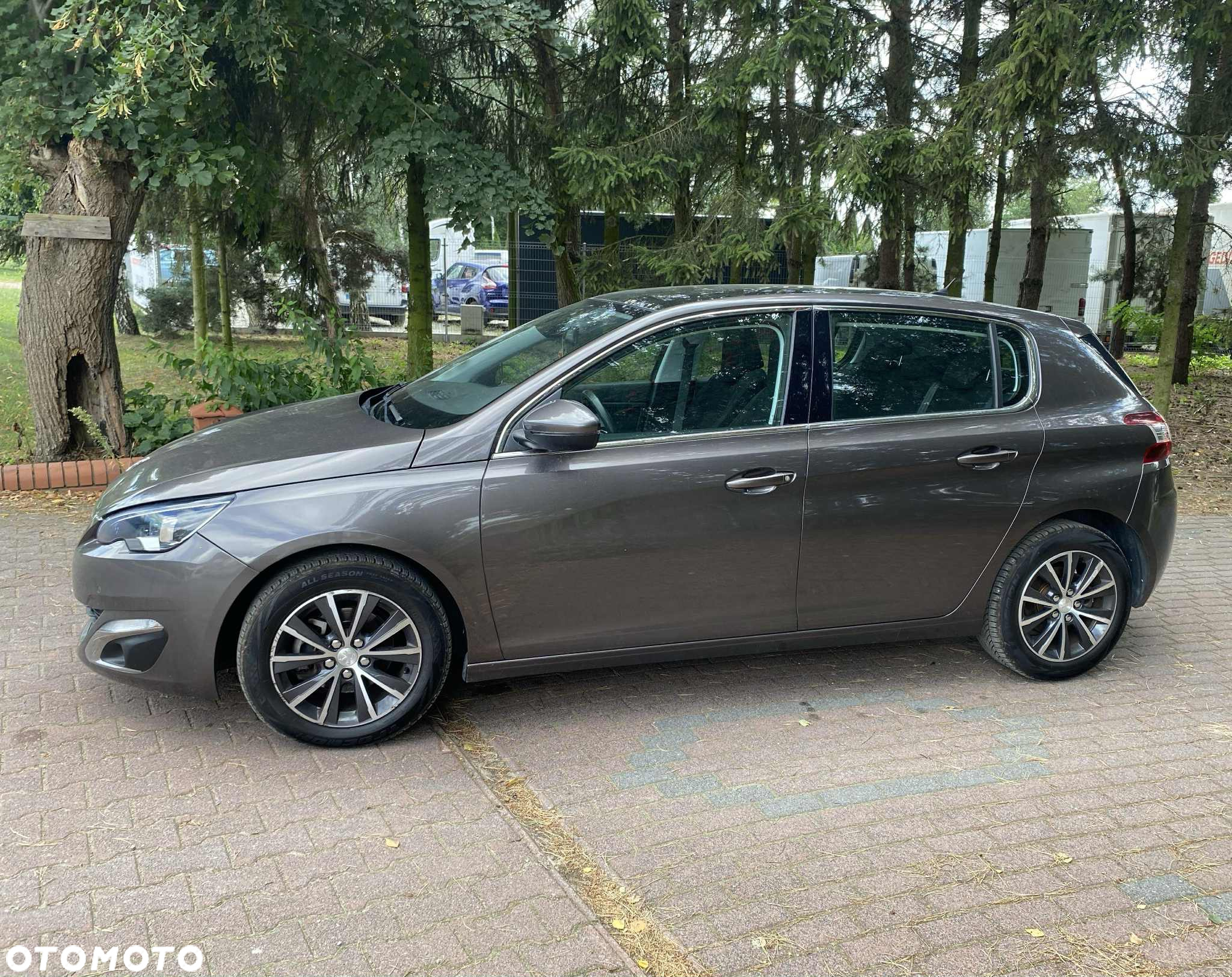 Peugeot 308 125 THP Allure - 4