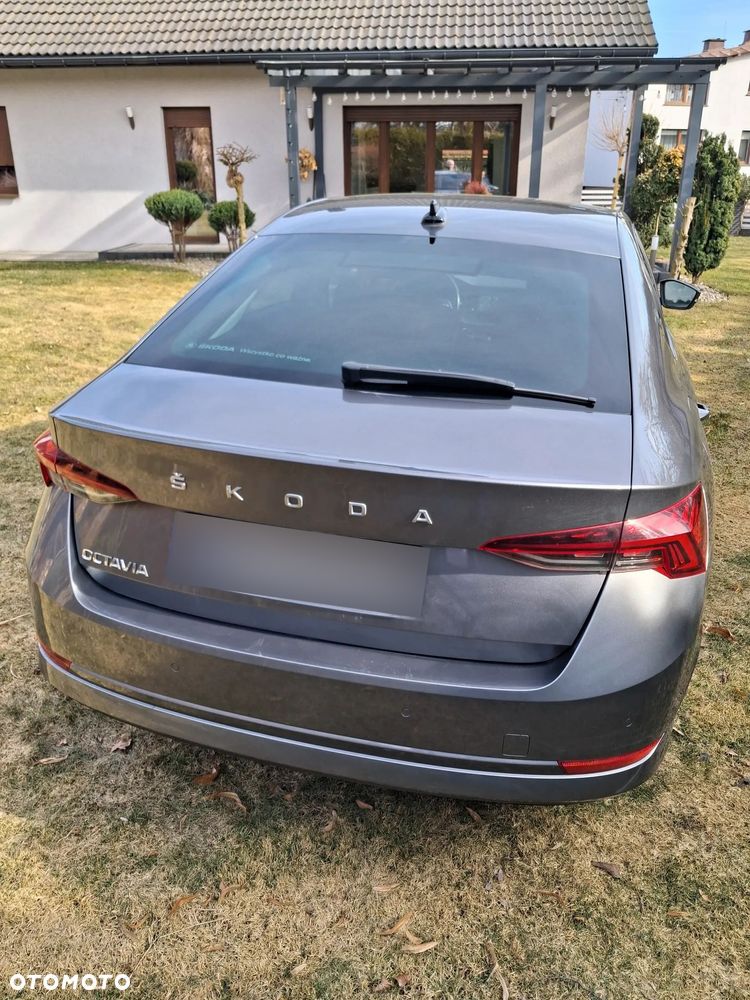 Skoda Octavia 2.0 TDI Ambition DSG - 3