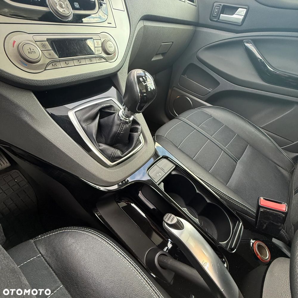 Ford Kuga 2.0 TDCi 4x4 Individual - 12