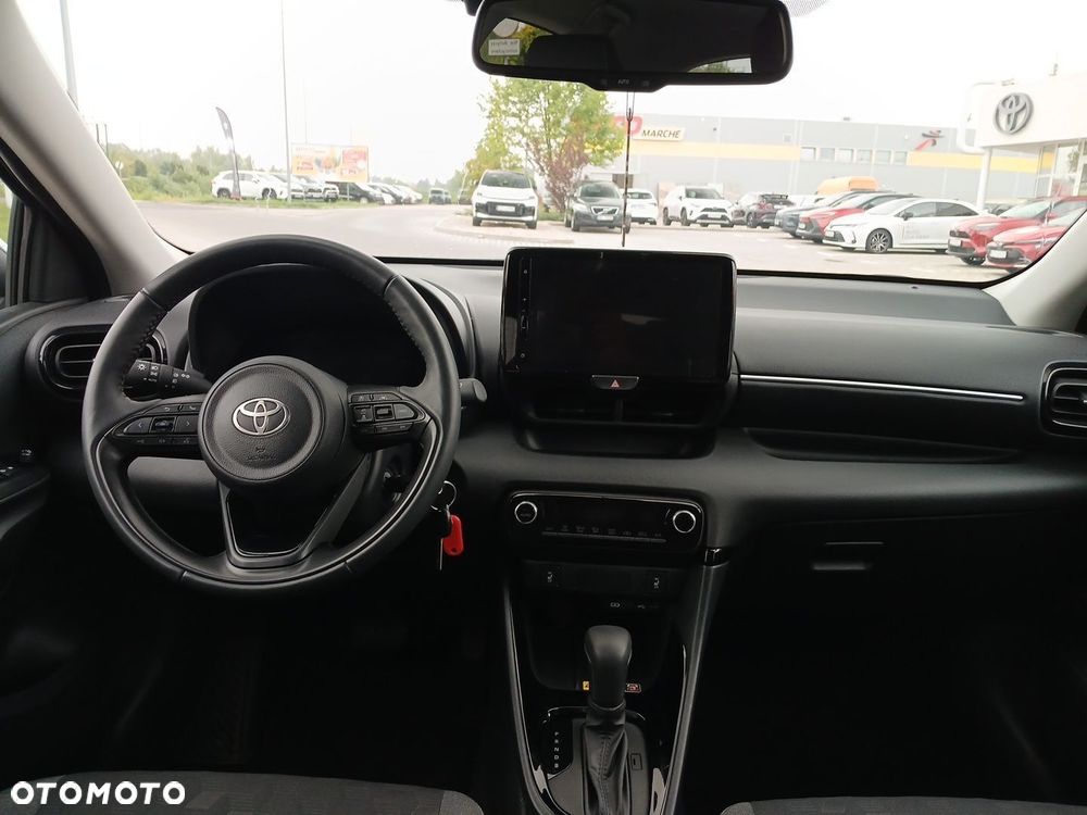 Toyota Yaris Hybrid 1.5 Style - 11
