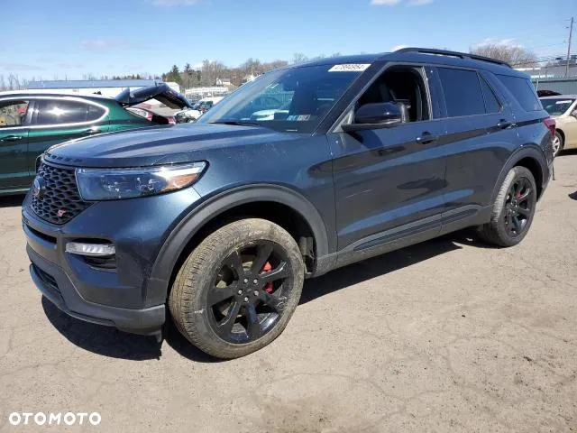 Ford Explorer - 35