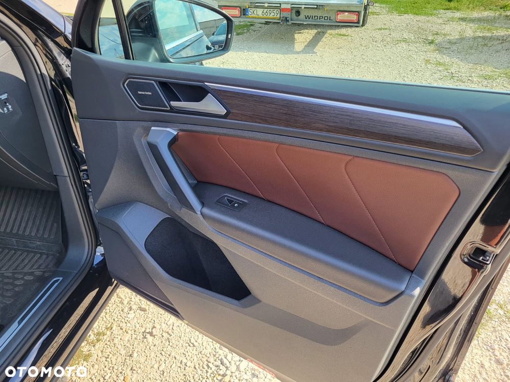 Volkswagen Tiguan 2.0 TDI SCR 4MotION DSG Elegance - 17