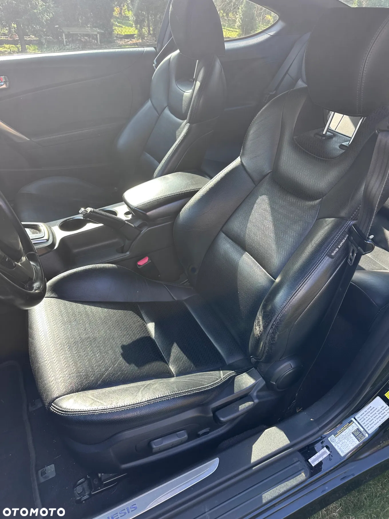 Hyundai Genesis Coupe 3.8 V6 Automatik - 12