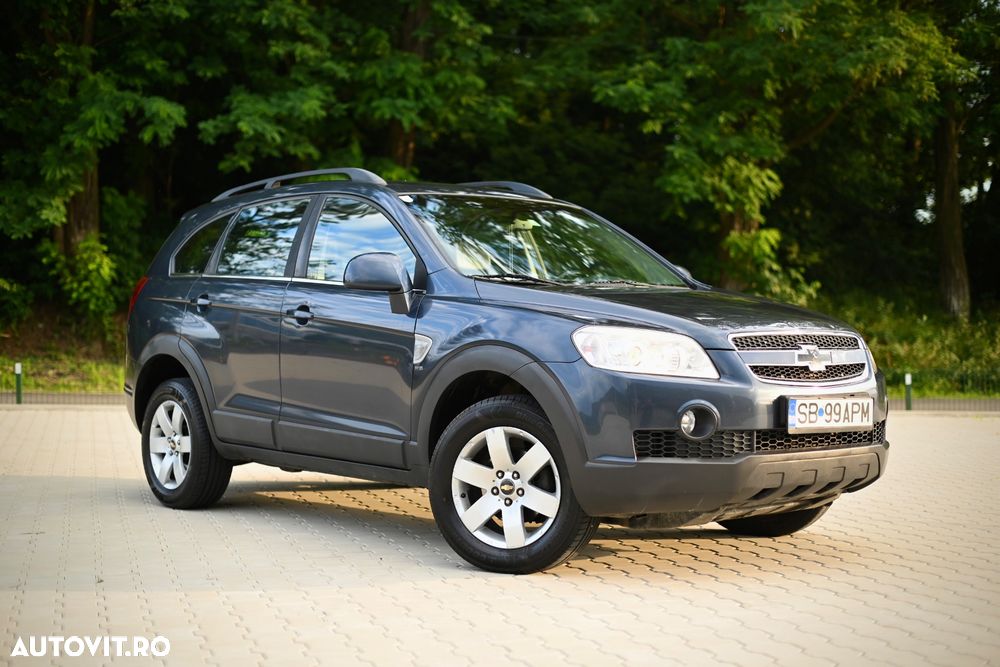Chevrolet Captiva 2.0 4WD 7 Sitzer Automatik LT Exclusive - 1