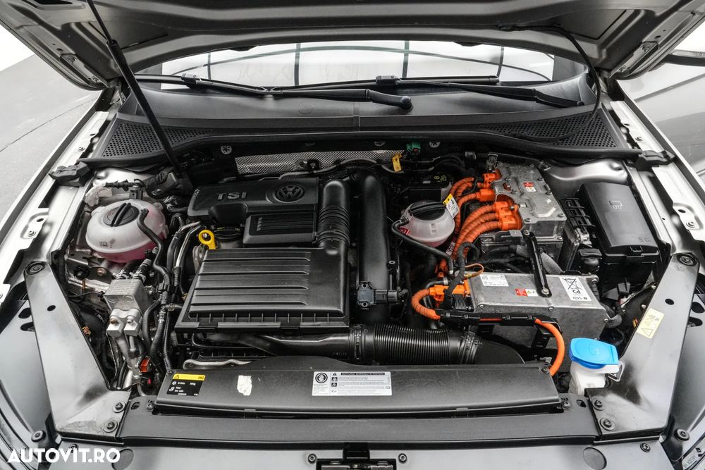 Volkswagen Passat 1.4 TSI DSG GTE - 29