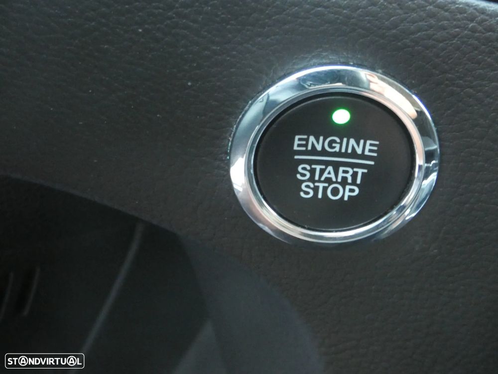 Ford S-Max 2.0 TDCi Titanium - 24