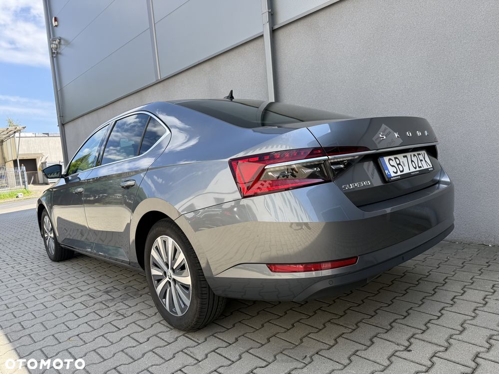 Skoda Superb 2.0 TDI SCR Style DSG - 7