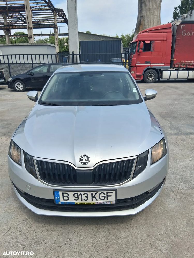Skoda Octavia 1.6 TDI Active - 4