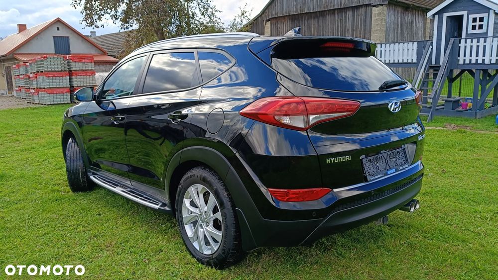Hyundai Tucson 1.7 CRDI BlueDrive Style 2WD - 4