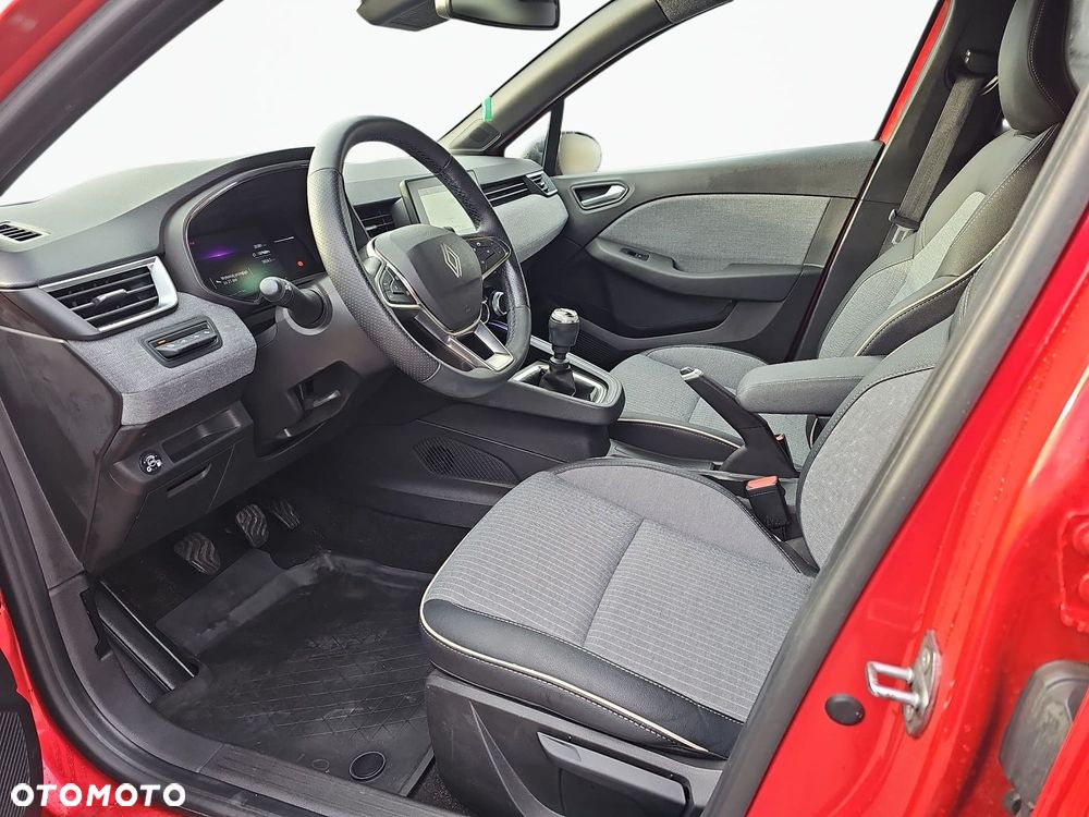 Renault Clio 1.0 TCe Techno - 10