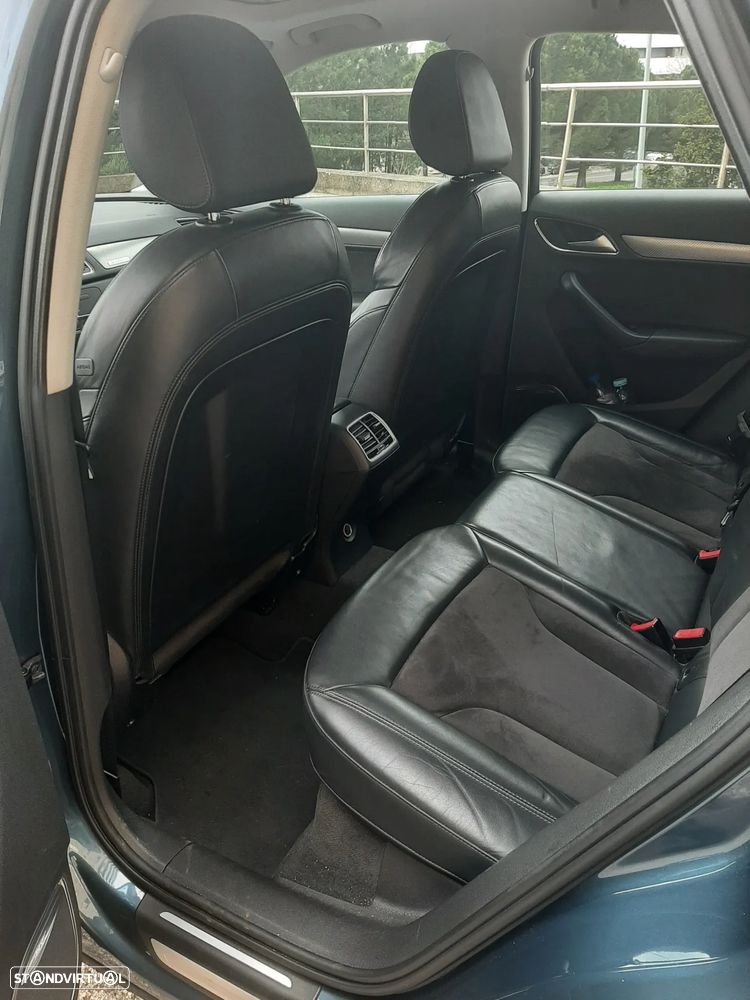 Audi Q3 2.0 TDI quattro Design S tronic - 8