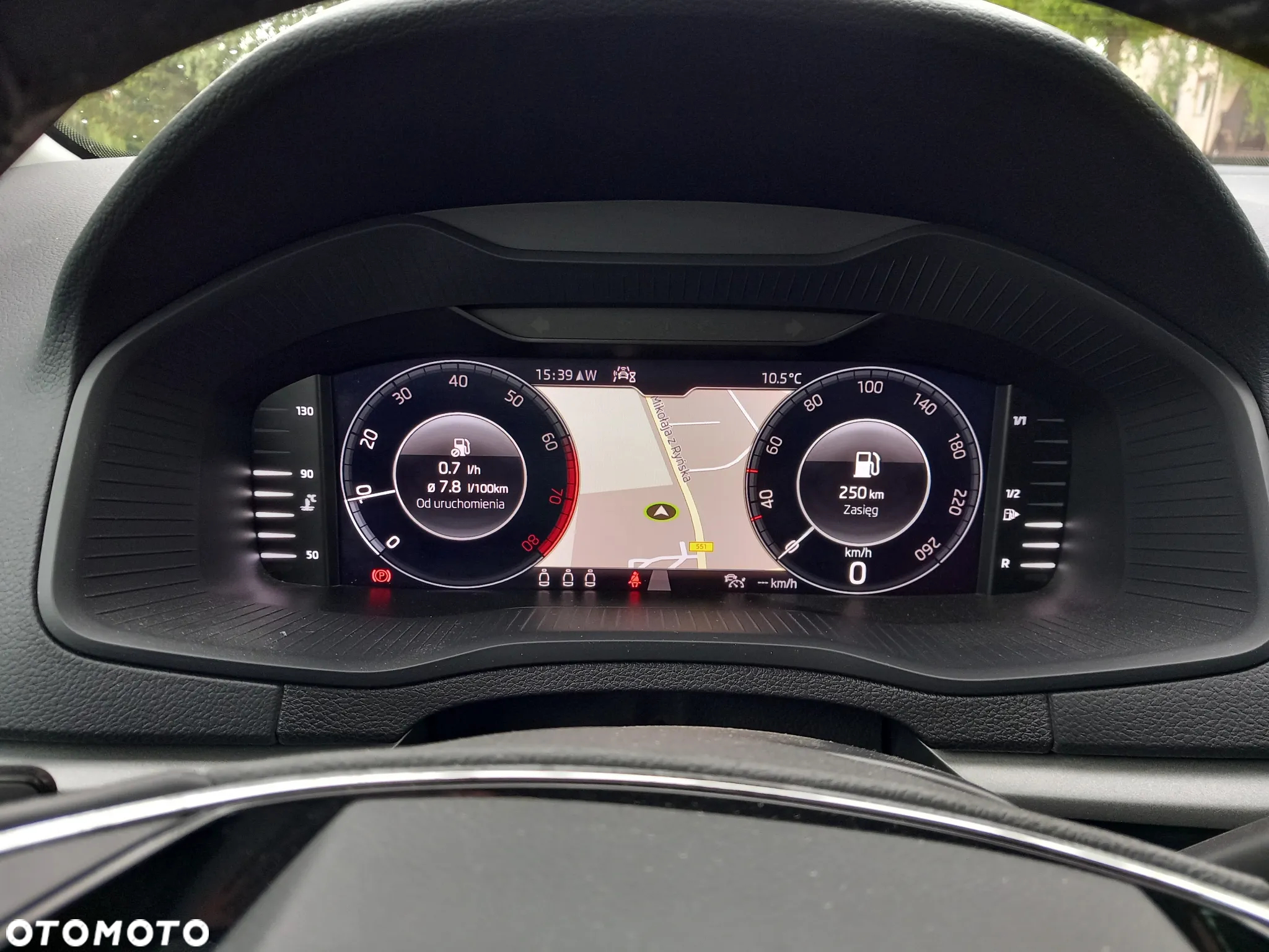 Skoda Karoq 1.0 TSI GPF 4x2 Ambition - 8
