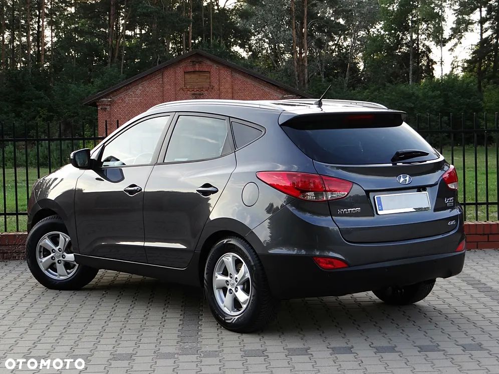Hyundai ix35 2.0 CRDi 4WD Automatik Premium - 4