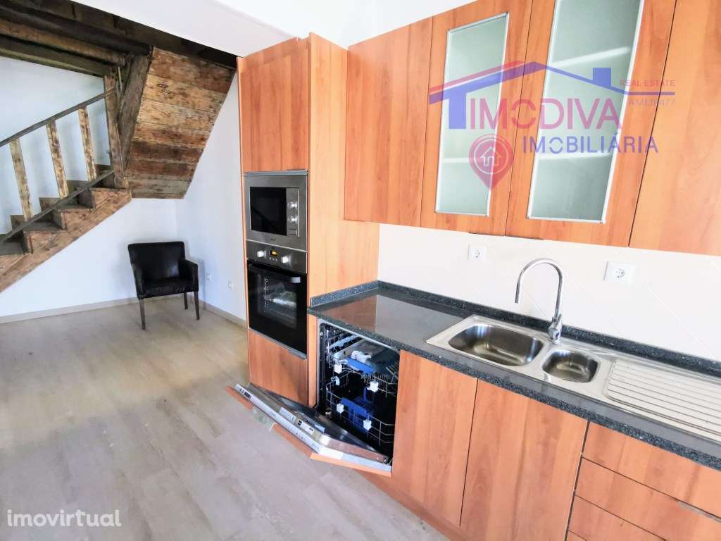 Moradia T4 em pedra, recentemente remodelada, próxima da Pampilhosa... - Grande imagem: 3/41