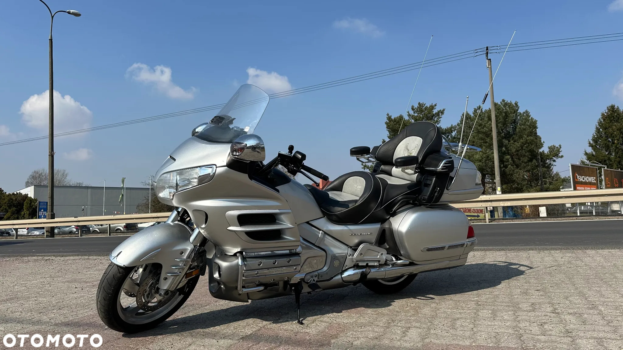 Honda GL - 4