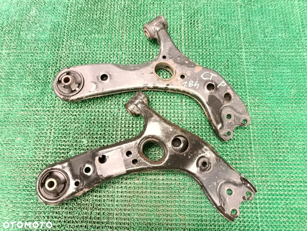 LEXUS CT 1.8h 14-21r  Wahacz Przód Prawy Lewy - 2