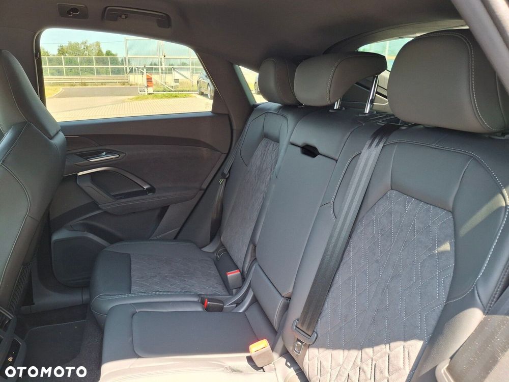 Audi Q5 Sportback - 22