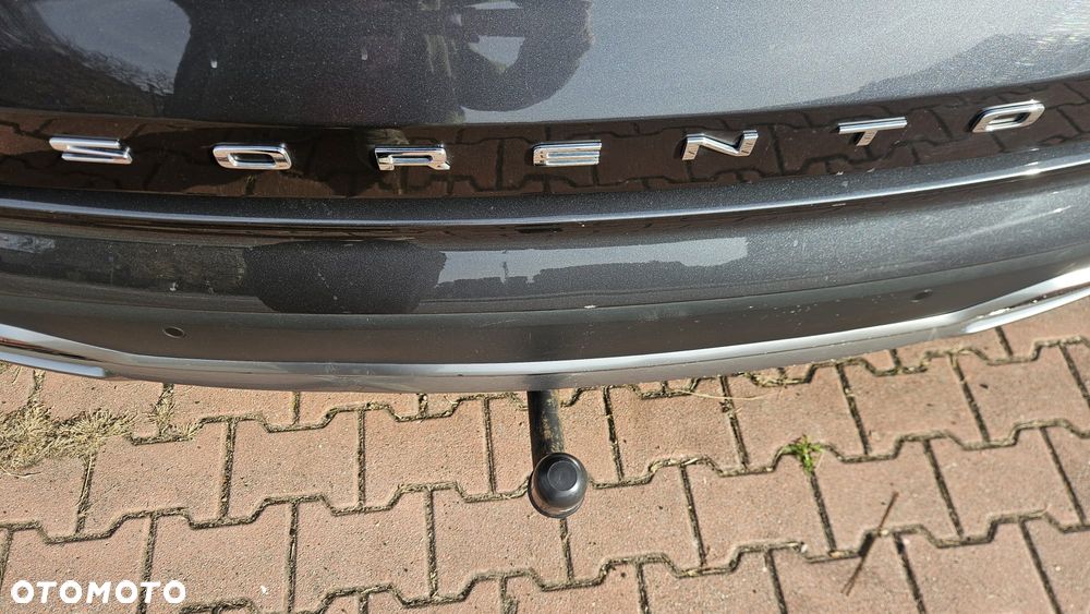 Kia Sorento - 4