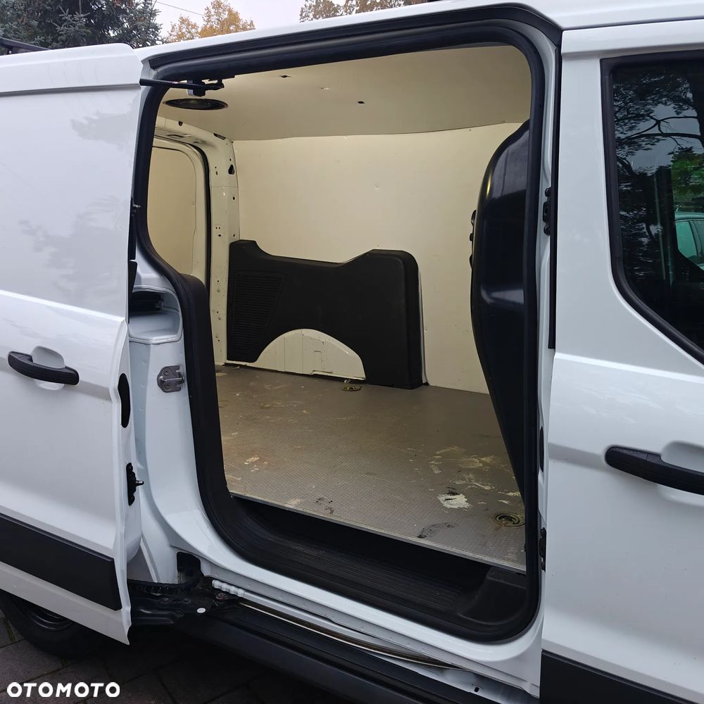 Ford Connect - 16