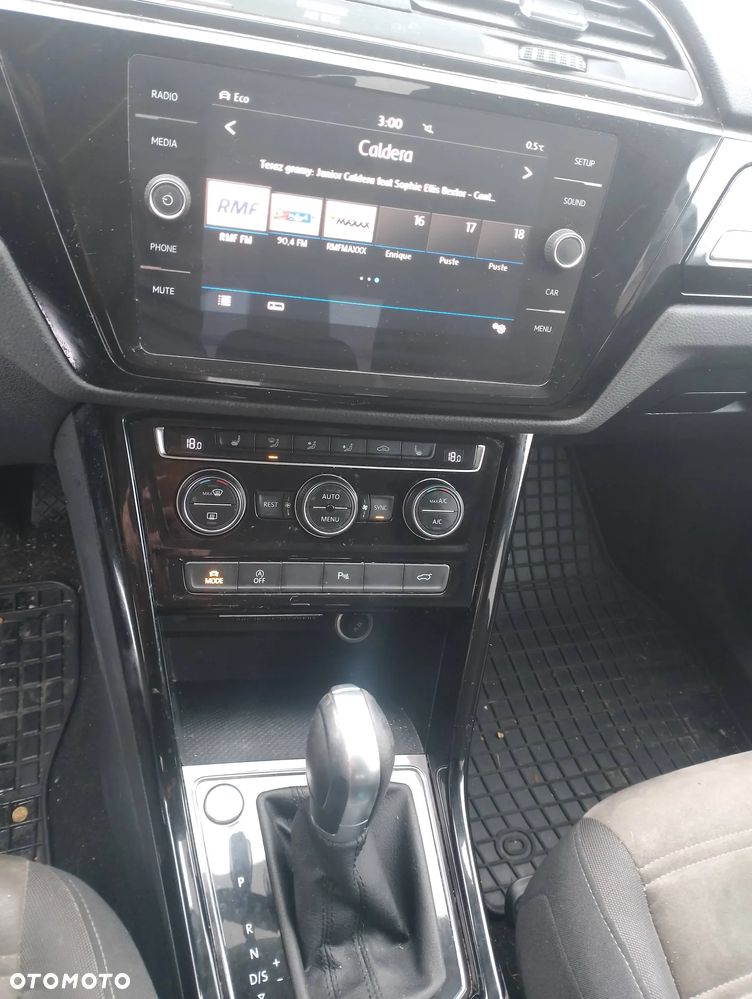 Volkswagen Touran 1.4 TSI BMT Comfortline DSG - 11