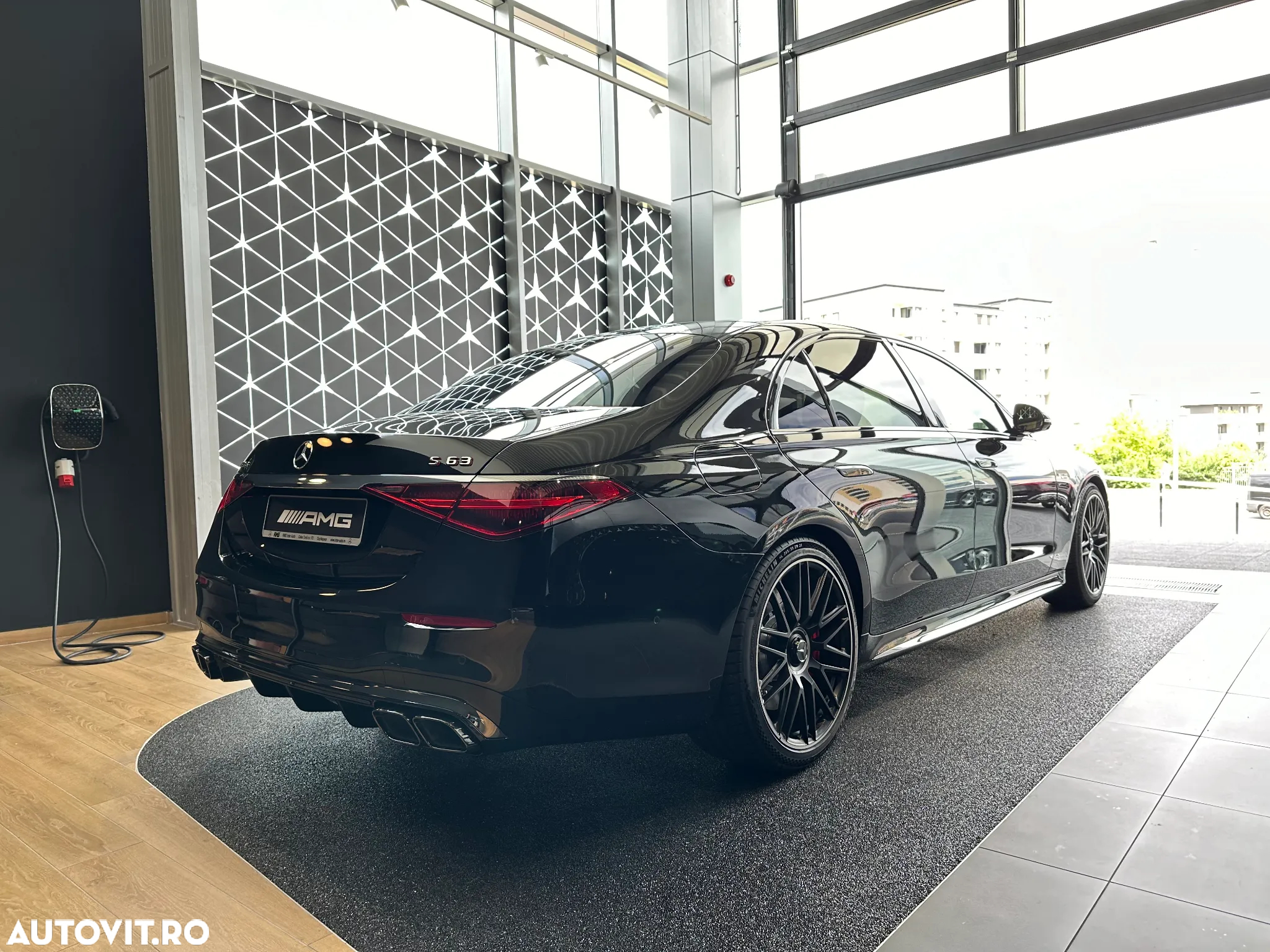 Mercedes-Benz S AMG 63 E Performance Long - 3
