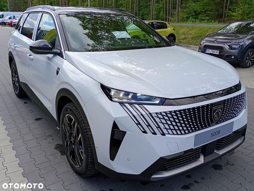 Peugeot 5008 - 3