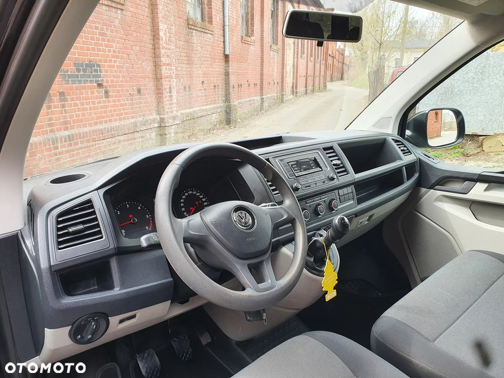 Volkswagen Transporter L1H1 - 12