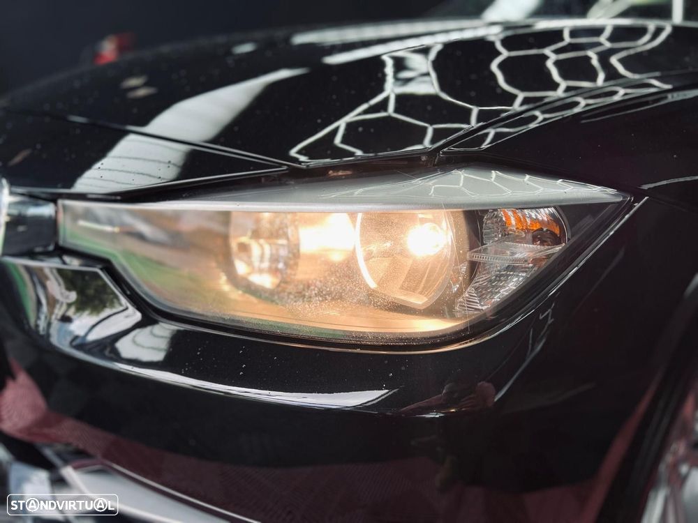 BMW 318 d Line Sport - 8
