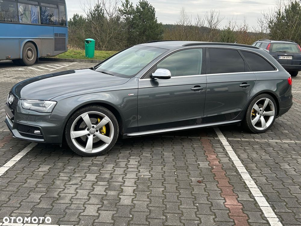Audi A4 Avant - 4