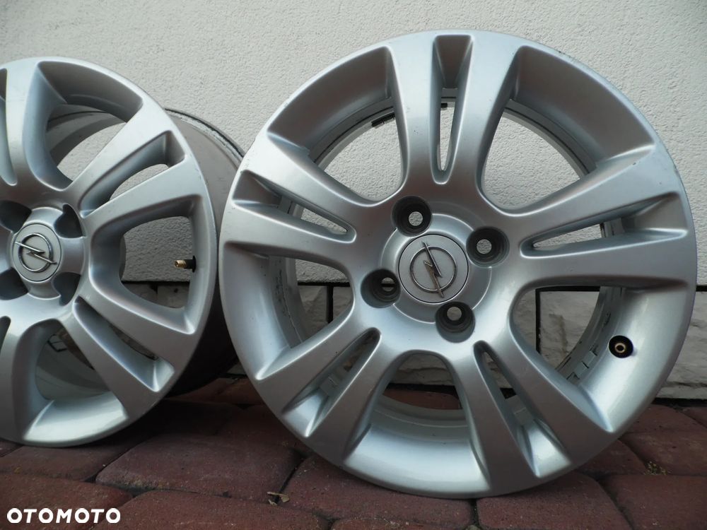 Felgi 15'' 4x100 Opel Corsa D E Combo Astra Adam - 1