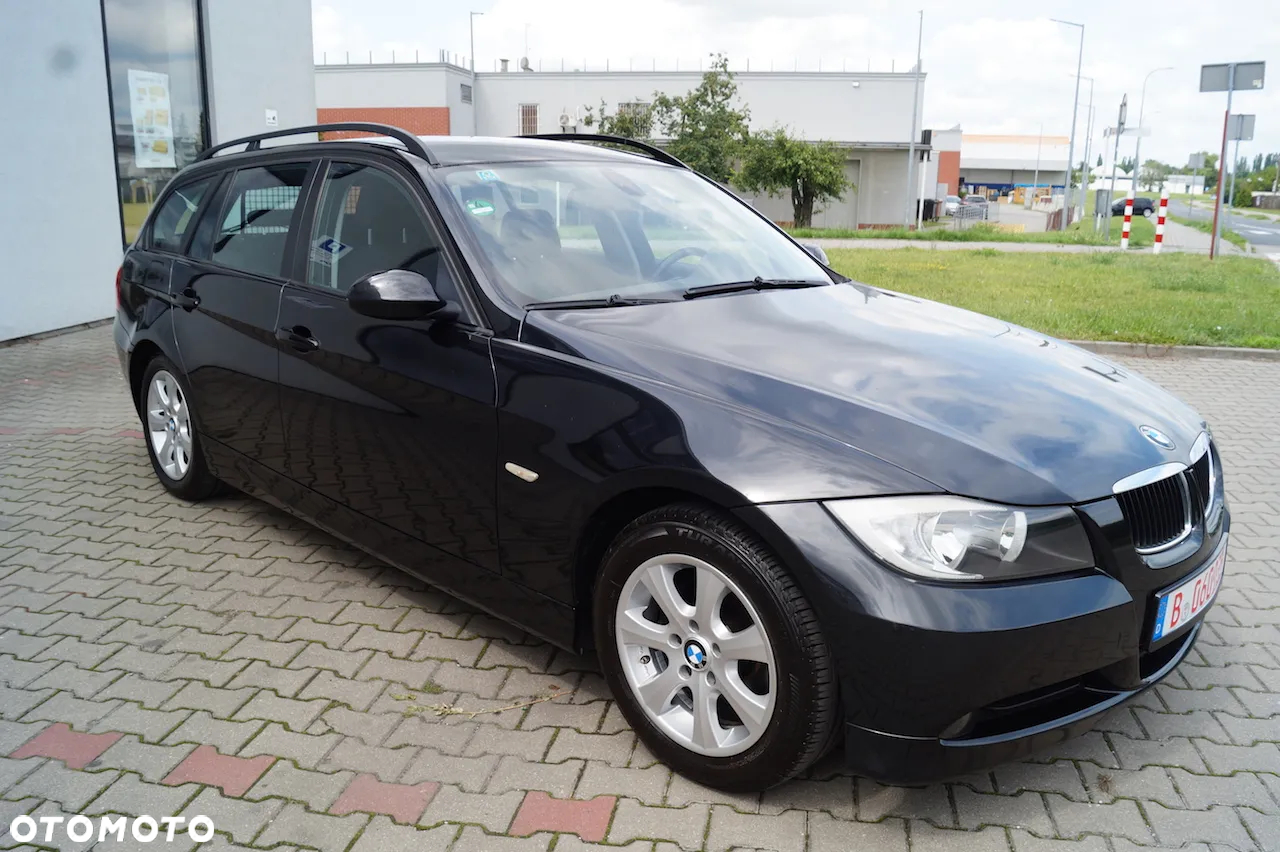 BMW Seria 3 318i Touring Edition Exclusive - 2