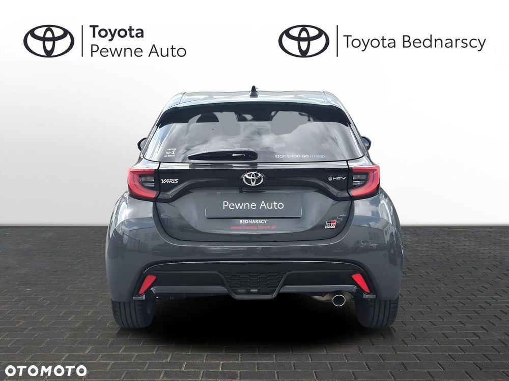 Toyota Yaris Hybrid 1.5 GR Sport - 4