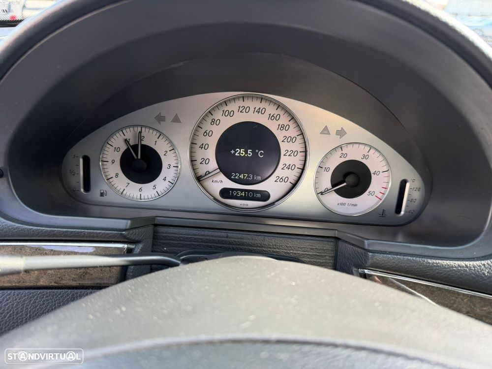 Mercedes-Benz E 220 CDI Avantgarde - 37