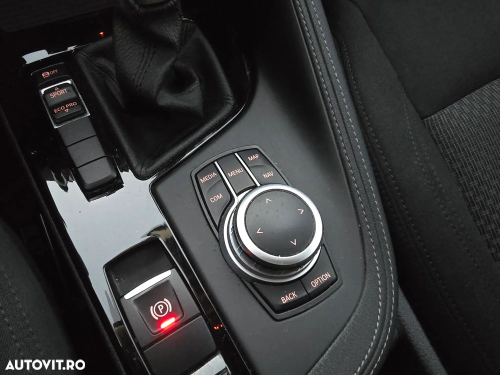 BMW X2 sDrive18d - 12